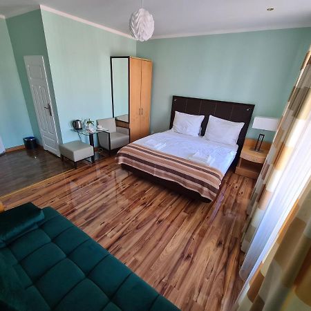 Aparthotel Katovice Exteriér fotografie