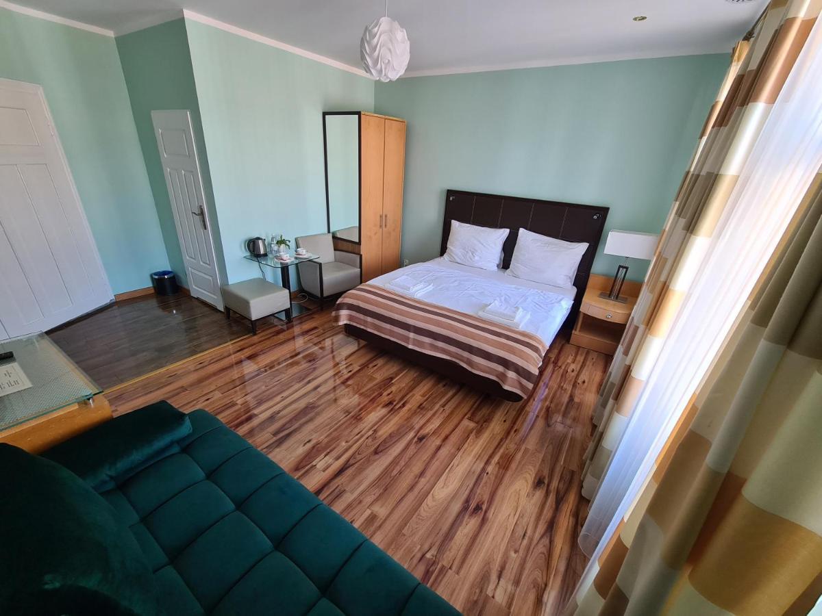Aparthotel Katovice Exteriér fotografie